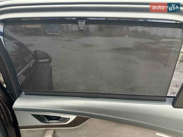 Коричневый Ауди Ку 7, объемом двигателя 2.97 л и пробегом 215 тыс. км за 40000 $, фото 30 на Automoto.ua