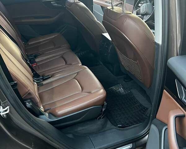 Коричневый Ауди Ку 7, объемом двигателя 2.97 л и пробегом 174 тыс. км за 31000 $, фото 8 на Automoto.ua