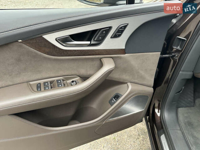 Коричневый Ауди Ку 7, объемом двигателя 2.97 л и пробегом 215 тыс. км за 40000 $, фото 11 на Automoto.ua