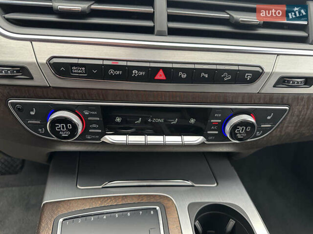 Коричневый Ауди Ку 7, объемом двигателя 2.97 л и пробегом 215 тыс. км за 40000 $, фото 22 на Automoto.ua