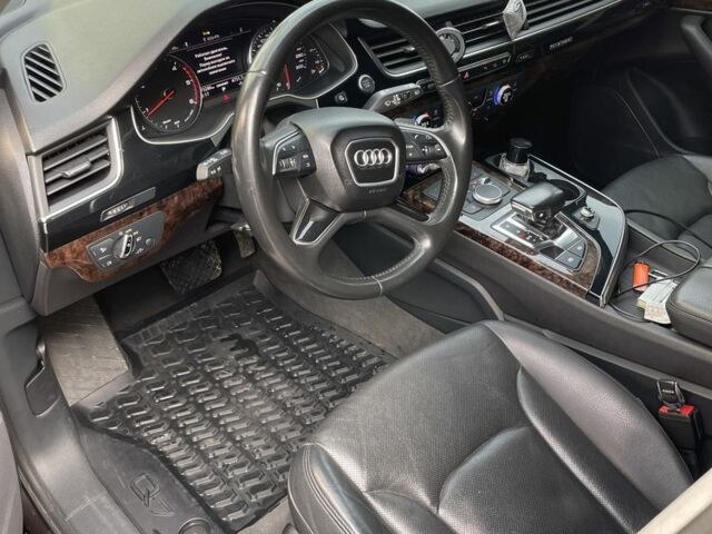 Ауді Ку 7 2016 у Харкові на Automoto.ua Коричневий Ауді Ку 7, об'ємом двигуна 3 л та пробігом 150 тис. км за 33000 $, фото 10 на Automoto.ua