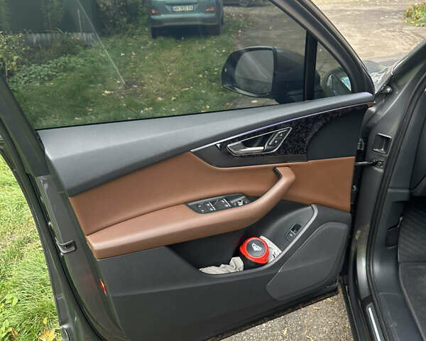 Ауді Ку 7 2016 у Житомирі на Automoto.ua Коричневий Ауді Ку 7, об'ємом двигуна 2.97 л та пробігом 120 тис. км за 40000 $, фото 9 на Automoto.ua