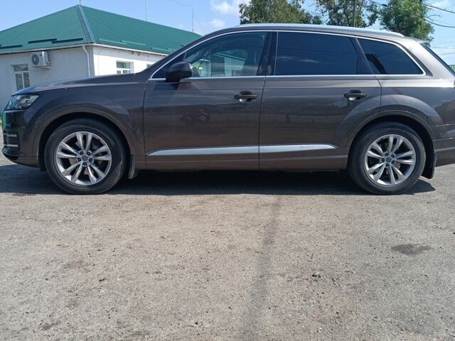 Коричневый Ауди Ку 7, объемом двигателя 3 л и пробегом 240 тыс. км за 36500 $, фото 1 на Automoto.ua