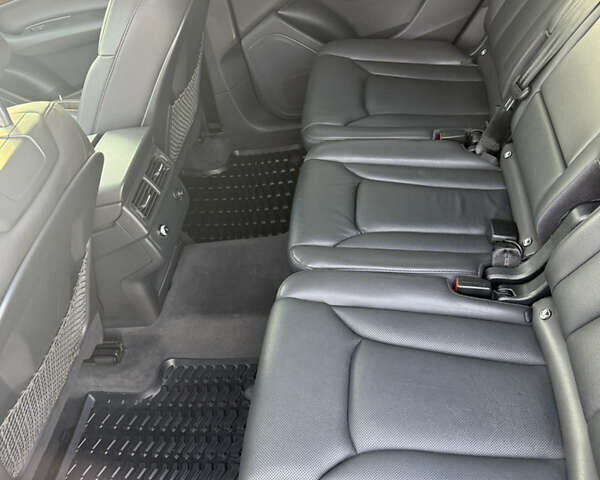 Коричневый Ауди Ку 7, объемом двигателя 3 л и пробегом 180 тыс. км за 32000 $, фото 4 на Automoto.ua