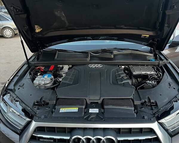 Коричневый Ауди Ку 7, объемом двигателя 2.97 л и пробегом 174 тыс. км за 31000 $, фото 5 на Automoto.ua