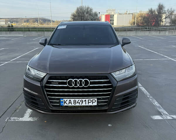 Коричневый Ауди Ку 7, объемом двигателя 3 л и пробегом 180 тыс. км за 32000 $, фото 1 на Automoto.ua