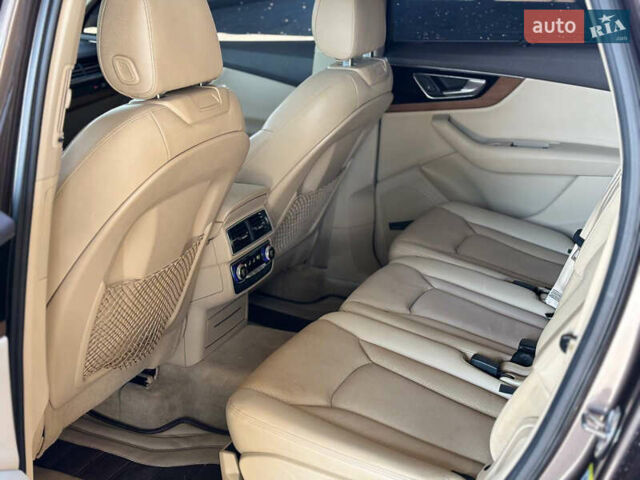 Коричневий Ауді Ку 7, об'ємом двигуна 3 л та пробігом 170 тис. км за 27999 $, фото 9 на Automoto.ua