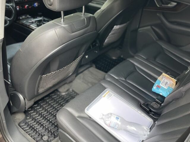 Ауді Ку 7 2016 у Харкові на Automoto.ua Коричневий Ауді Ку 7, об'ємом двигуна 3 л та пробігом 150 тис. км за 33000 $, фото 7 на Automoto.ua