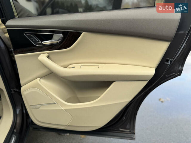 Коричневый Ауди Ку 7, объемом двигателя 3 л и пробегом 122 тыс. км за 29900 $, фото 21 на Automoto.ua