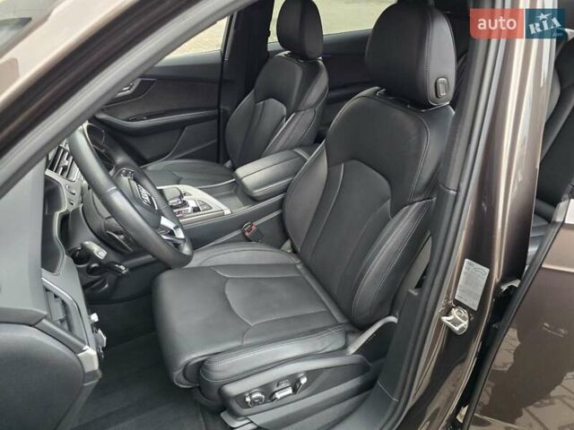 Коричневый Ауди Ку 7, объемом двигателя 3 л и пробегом 135 тыс. км за 44990 $, фото 32 на Automoto.ua
