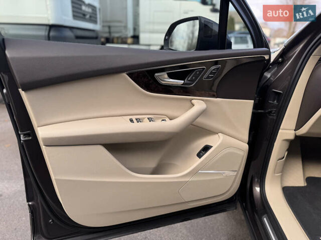 Коричневый Ауди Ку 7, объемом двигателя 3 л и пробегом 122 тыс. км за 29900 $, фото 20 на Automoto.ua