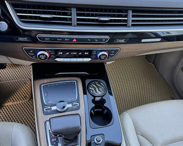 Коричневый Ауди Ку 7, объемом двигателя 3 л и пробегом 202 тыс. км за 29500 $, фото 19 на Automoto.ua