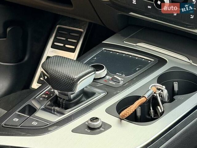 Коричневый Ауди Ку 7, объемом двигателя 2.97 л и пробегом 140 тыс. км за 39999 $, фото 51 на Automoto.ua