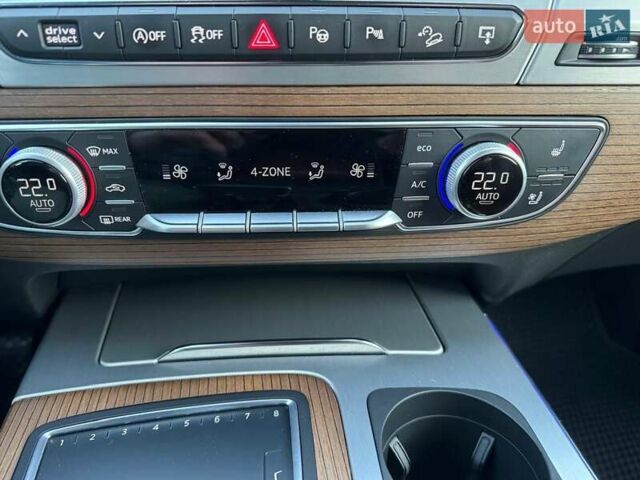 Коричневий Ауді Ку 7, об'ємом двигуна 2.97 л та пробігом 250 тис. км за 40000 $, фото 9 на Automoto.ua