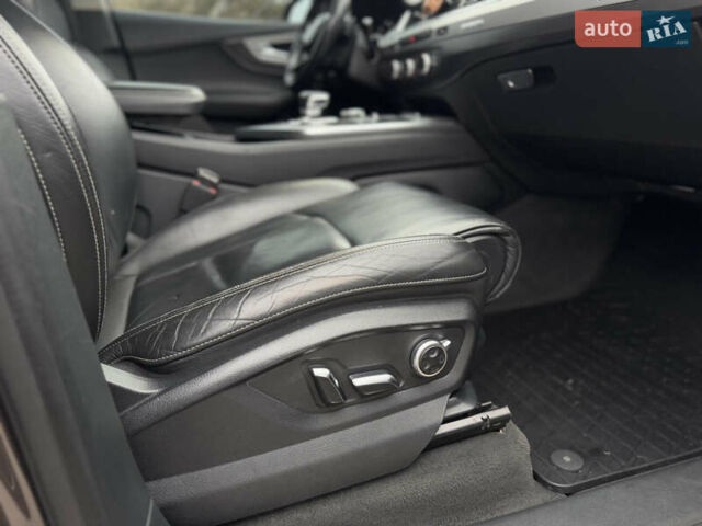 Коричневий Ауді Ку 7, об'ємом двигуна 3 л та пробігом 303 тис. км за 28700 $, фото 52 на Automoto.ua