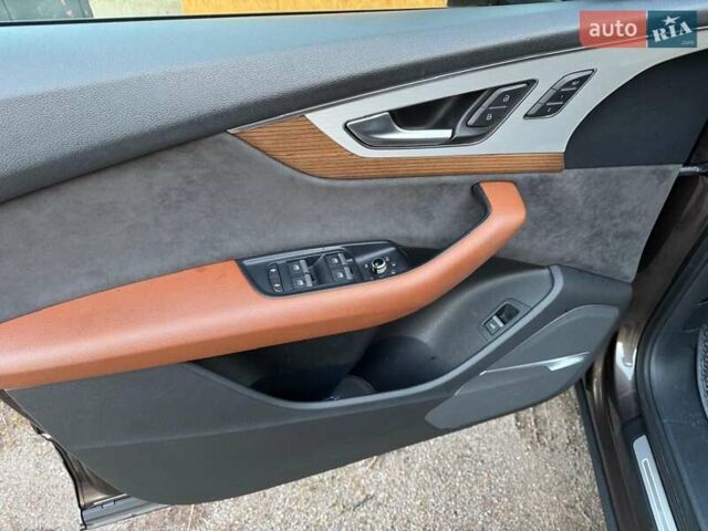 Коричневий Ауді Ку 7, об'ємом двигуна 2.97 л та пробігом 250 тис. км за 40000 $, фото 10 на Automoto.ua