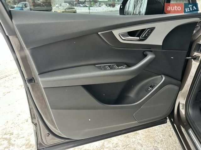 Коричневый Ауди Ку 7, объемом двигателя 3 л и пробегом 305 тыс. км за 27450 $, фото 53 на Automoto.ua