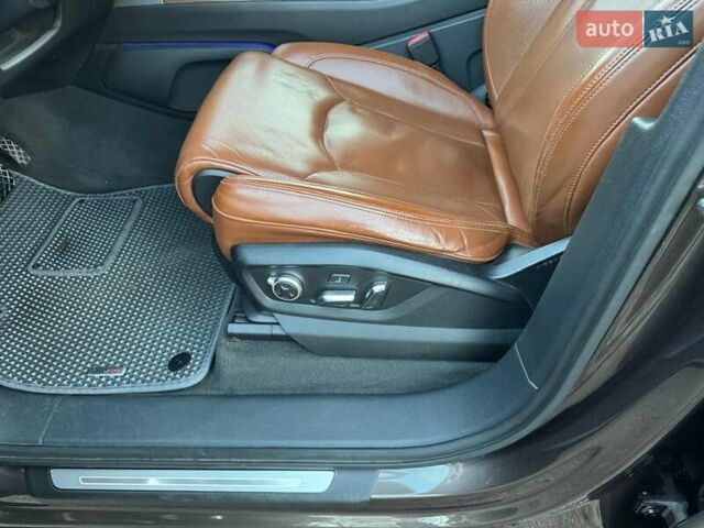 Коричневий Ауді Ку 7, об'ємом двигуна 2.97 л та пробігом 250 тис. км за 40000 $, фото 16 на Automoto.ua