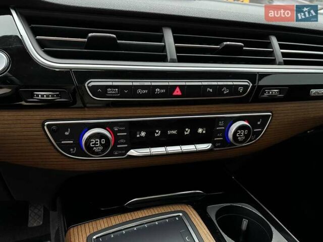 Коричневый Ауди Ку 7, объемом двигателя 3 л и пробегом 214 тыс. км за 26300 $, фото 55 на Automoto.ua