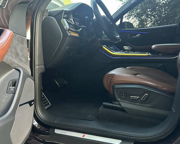 Ауди Ку 7 2020 в Львове на Automoto.ua Коричневый Ауди Ку 7, объемом двигателя 3 л и пробегом 228 тыс. км за 57500 $, фото 27 на Automoto.ua