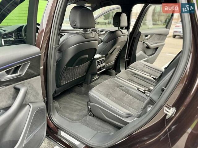 Коричневий Ауді Ку 7, об'ємом двигуна 2.97 л та пробігом 136 тис. км за 60900 $, фото 41 на Automoto.ua