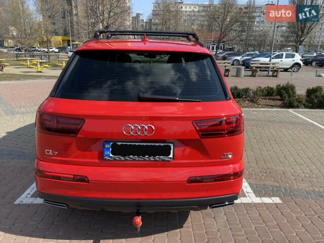 Красный Ауди Ку 7, объемом двигателя 3 л и пробегом 130 тыс. км за 50000 $, фото 5 на Automoto.ua