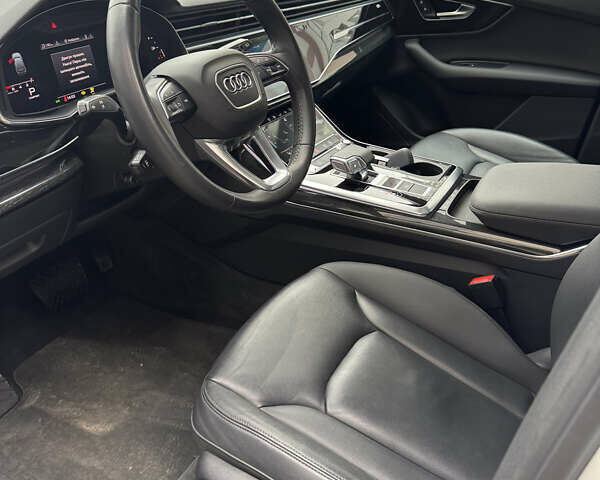 Красный Ауди Ку 7, объемом двигателя 3 л и пробегом 90 тыс. км за 42200 $, фото 12 на Automoto.ua