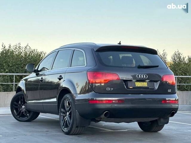 Ауді Ку 7, об'ємом двигуна 4.2 л та пробігом 250 тис. км за 9900 $, фото 1 на Automoto.ua