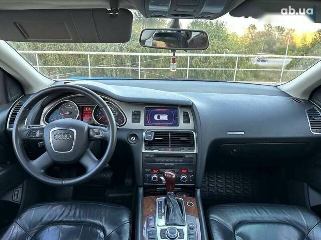 Ауді Ку 7, об'ємом двигуна 4.2 л та пробігом 250 тис. км за 9900 $, фото 23 на Automoto.ua