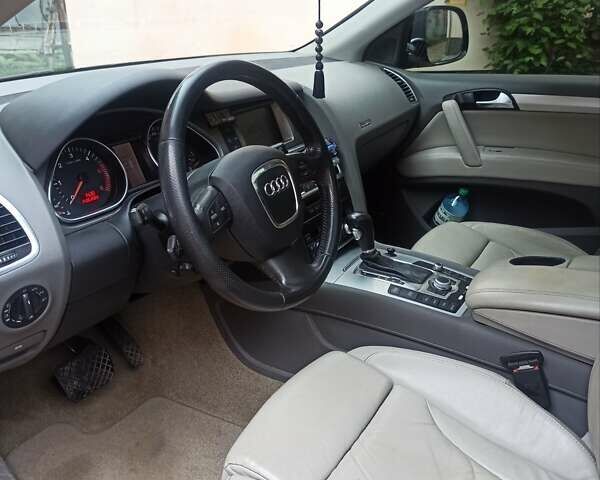 Ауди Ку 7, объемом двигателя 3 л и пробегом 135 тыс. км за 13200 $, фото 12 на Automoto.ua