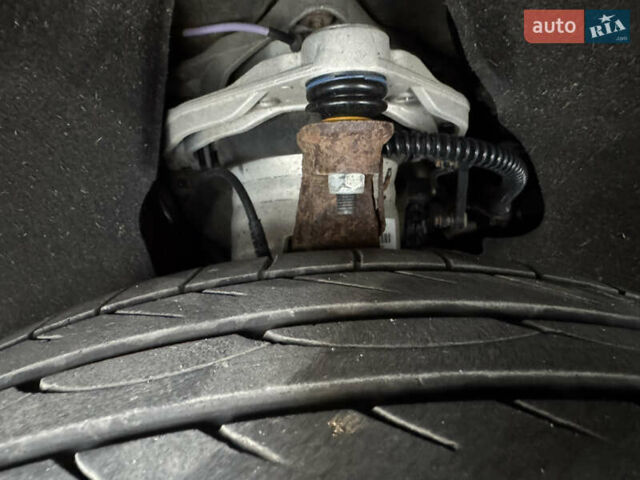 Ауди Ку 7, объемом двигателя 3 л и пробегом 318 тыс. км за 11899 $, фото 14 на Automoto.ua