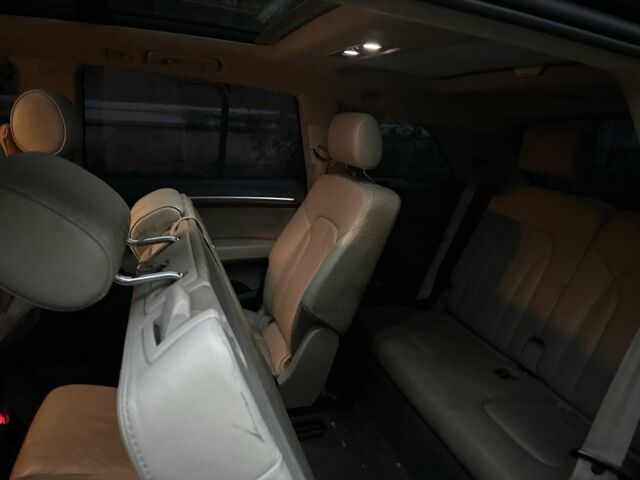 Ауді Ку 7, об'ємом двигуна 3 л та пробігом 3 тис. км за 4880 $, фото 3 на Automoto.ua