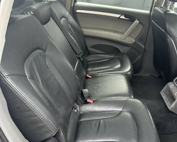 Ауди Ку 7, объемом двигателя 3 л и пробегом 300 тыс. км за 6800 $, фото 4 на Automoto.ua
