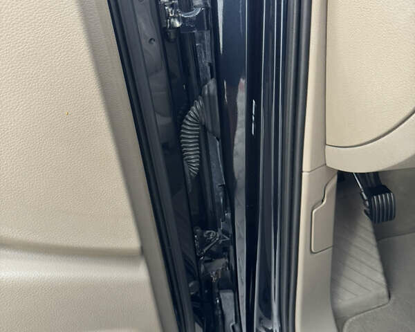 Ауди Ку 7, объемом двигателя 3 л и пробегом 318 тыс. км за 11899 $, фото 30 на Automoto.ua