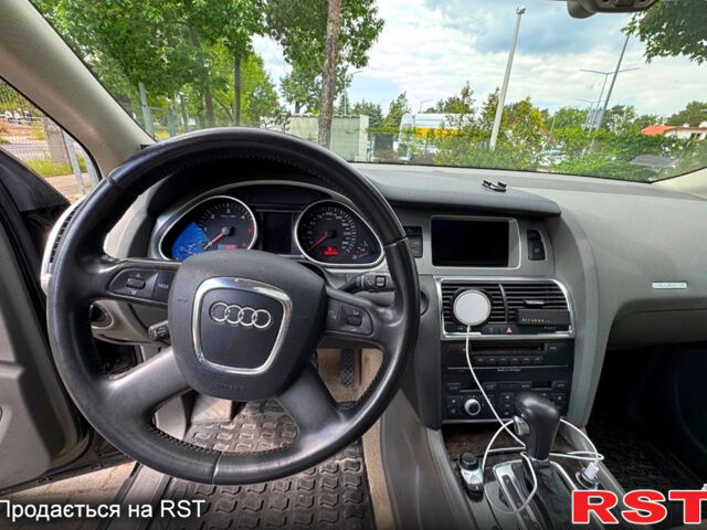 Ауді Ку 7, об'ємом двигуна 4.2 л та пробігом 0 тис. км за 3700 $, фото 7 на Automoto.ua