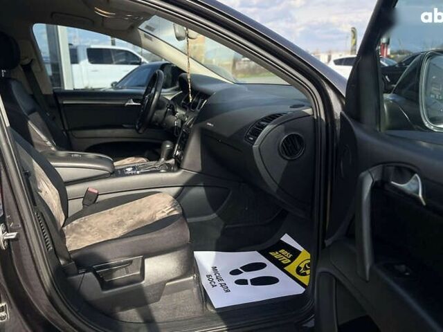 Ауди Ку 7, объемом двигателя 3 л и пробегом 208 тыс. км за 14000 $, фото 24 на Automoto.ua