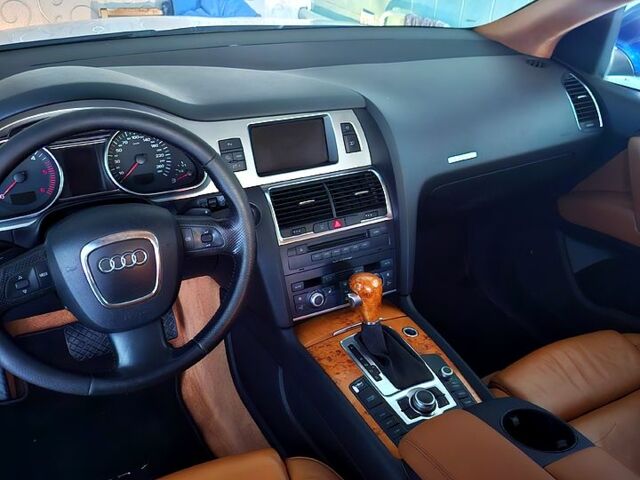 Ауди Ку 7, объемом двигателя 4.2 л и пробегом 211 тыс. км за 14500 $, фото 10 на Automoto.ua
