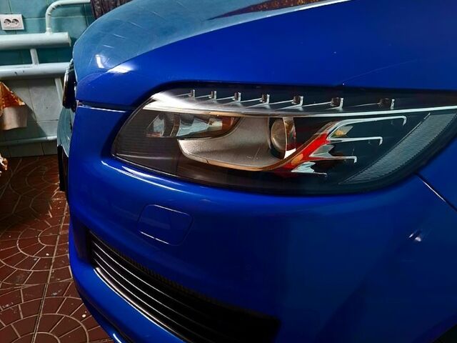 Ауди Ку 7, объемом двигателя 4.2 л и пробегом 211 тыс. км за 14500 $, фото 7 на Automoto.ua