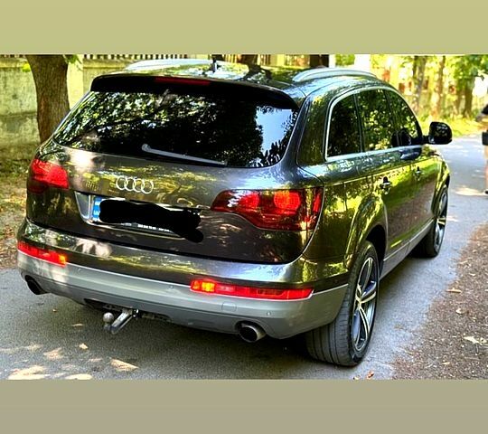 Ауді Ку 7, об'ємом двигуна 30 л та пробігом 350 тис. км за 13000 $, фото 1 на Automoto.ua
