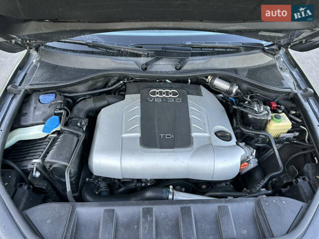 Ауді Ку 7, об'ємом двигуна 2.97 л та пробігом 225 тис. км за 18500 $, фото 16 на Automoto.ua