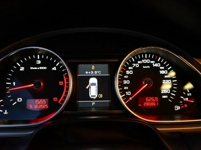 Ауди Ку 7, объемом двигателя 4.2 л и пробегом 298 тыс. км за 14999 $, фото 10 на Automoto.ua