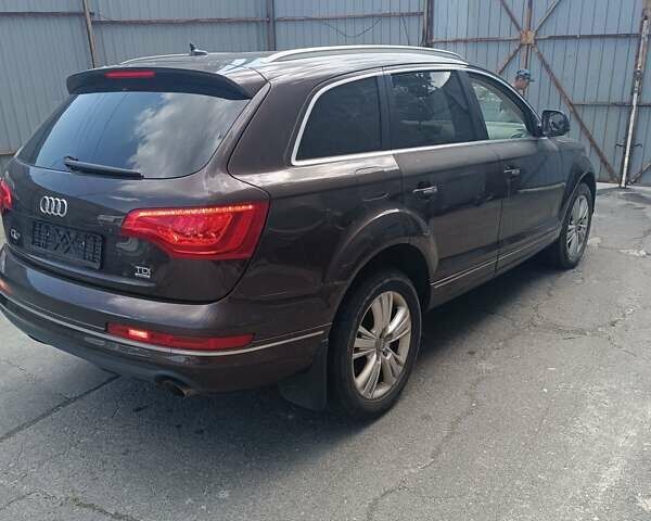 Ауді Ку 7, об'ємом двигуна 3 л та пробігом 277 тис. км за 12500 $, фото 9 на Automoto.ua