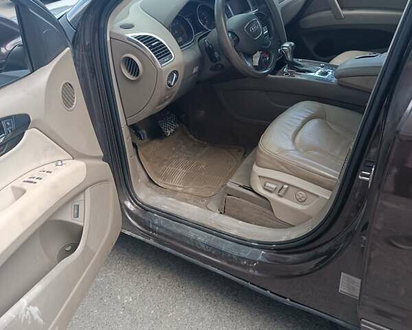 Ауді Ку 7, об'ємом двигуна 3 л та пробігом 277 тис. км за 12500 $, фото 14 на Automoto.ua