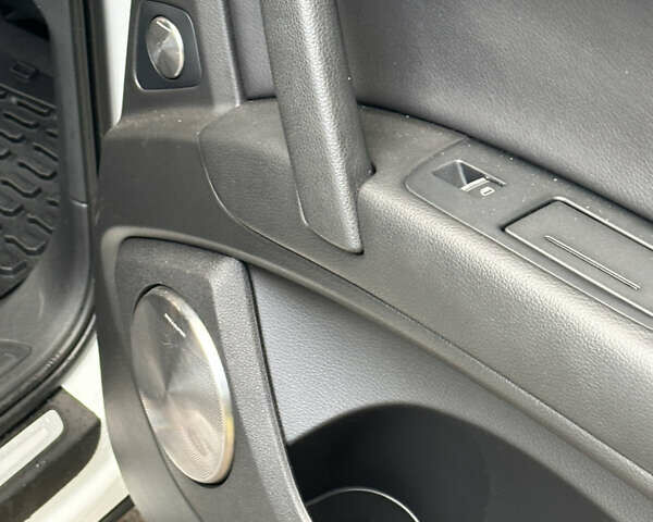 Ауди Ку 7, объемом двигателя 2.97 л и пробегом 208 тыс. км за 21100 $, фото 26 на Automoto.ua