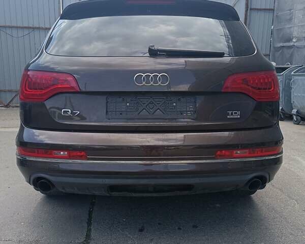 Ауді Ку 7, об'ємом двигуна 3 л та пробігом 277 тис. км за 12500 $, фото 8 на Automoto.ua