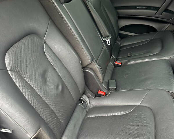 Ауді Ку 7, об'ємом двигуна 3 л та пробігом 251 тис. км за 15700 $, фото 18 на Automoto.ua