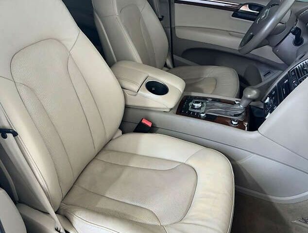 Ауди Ку 7, объемом двигателя 3 л и пробегом 300 тыс. км за 17950 $, фото 9 на Automoto.ua