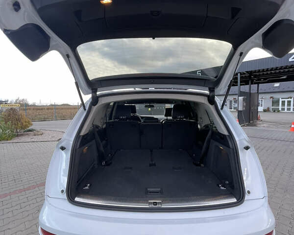 Ауди Ку 7, объемом двигателя 3 л и пробегом 285 тыс. км за 14500 $, фото 18 на Automoto.ua