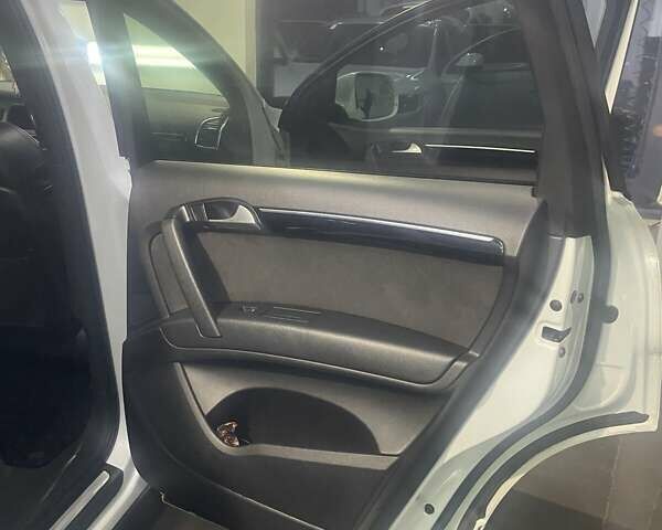 Ауді Ку 7, об'ємом двигуна 3 л та пробігом 367 тис. км за 23000 $, фото 17 на Automoto.ua