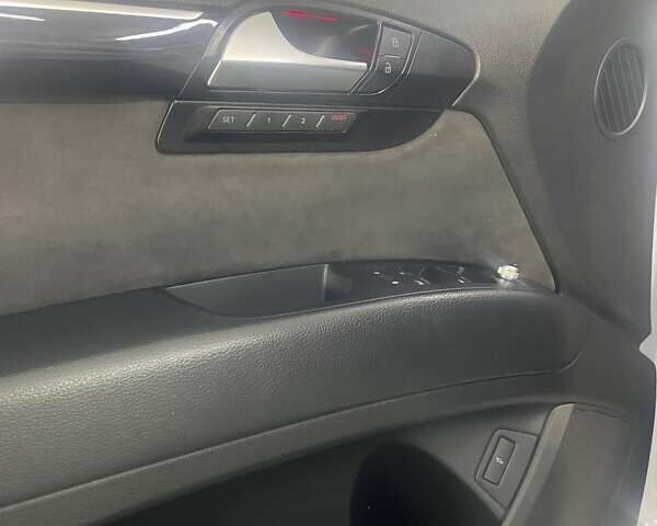 Ауді Ку 7, об'ємом двигуна 3 л та пробігом 367 тис. км за 23000 $, фото 10 на Automoto.ua